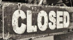 Caulfield Farmers Market closed sign